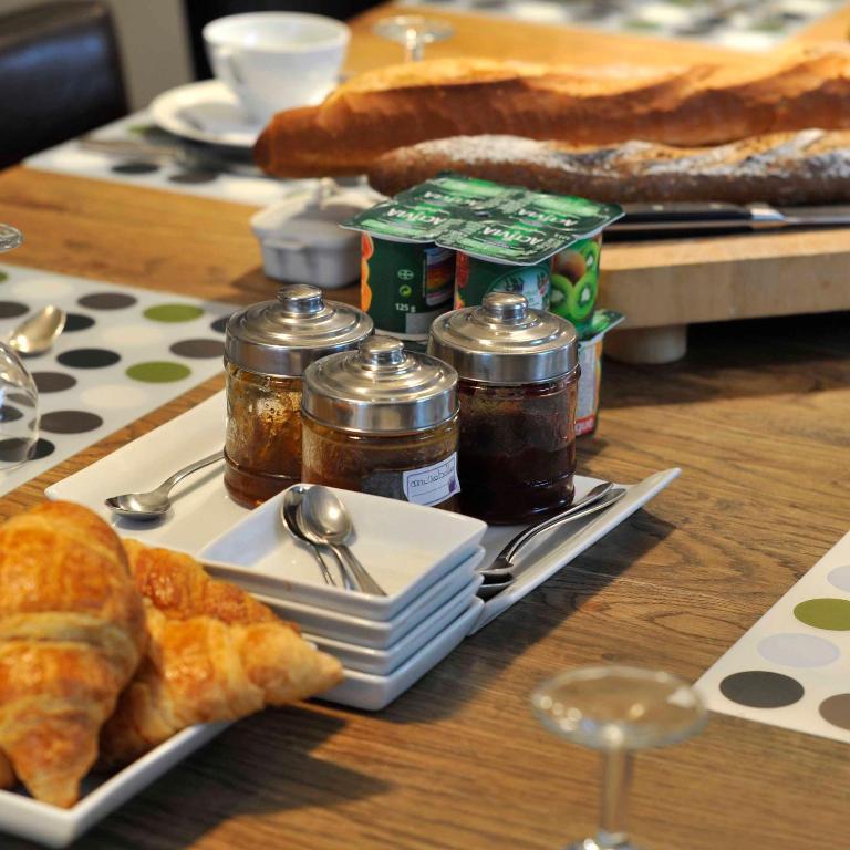 Chambres Et Tables D'Hotes Le Voriou Couddes Esterno foto