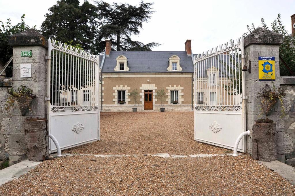 Chambres Et Tables D'Hotes Le Voriou Couddes Esterno foto